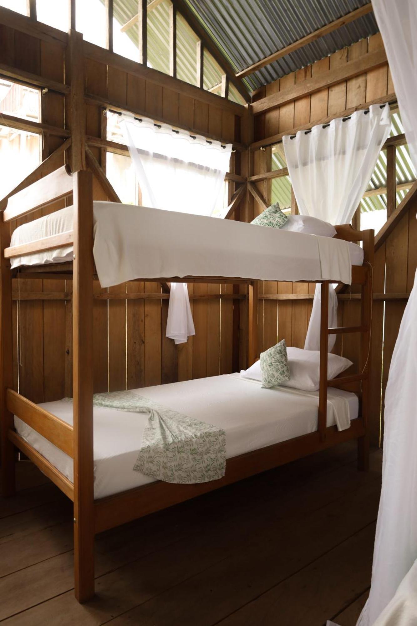 La Ceiba, Amazonas Hotell Leticia Exteriör bild